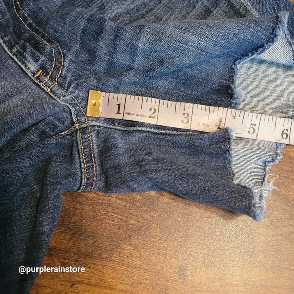 American Eagle Jeans Sz 2 Cut Off Shorts Low Rise Medium Dark Wash Stretch Denim - Picture 9 of 11